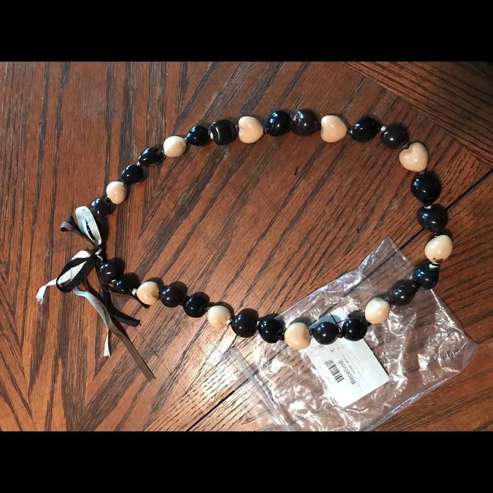 Authentic Hawaiian Kukui Nut Lei